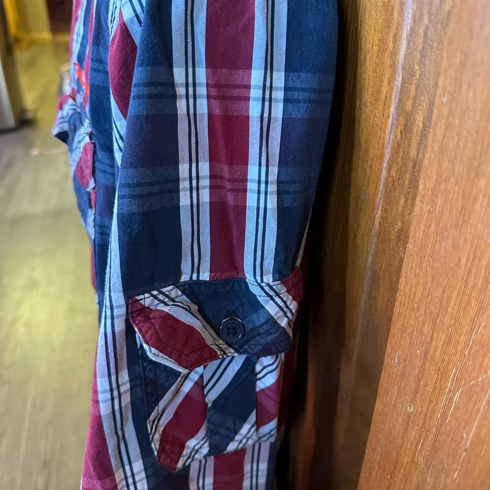 Triple Five Soul Long Sleeve Plaid Button Down Shirt. Size XL
